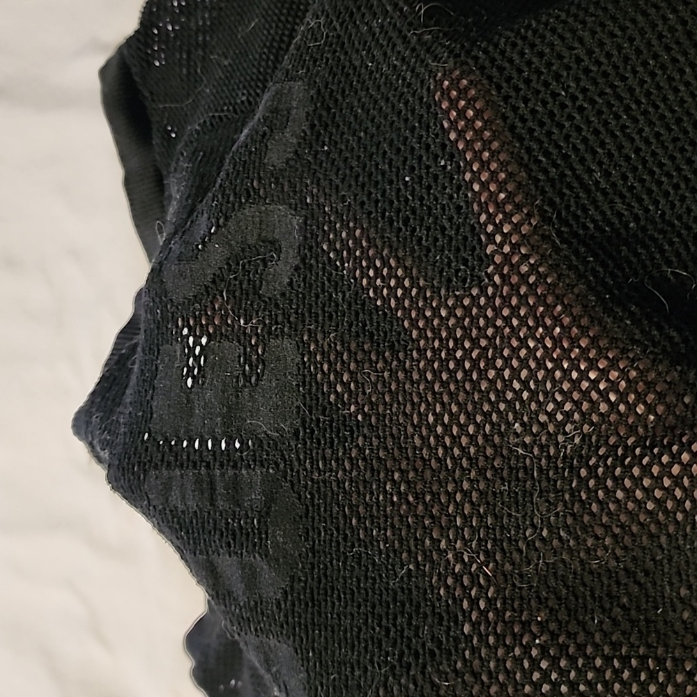 Guess Fishnet Black top small - Picture 2 of 2